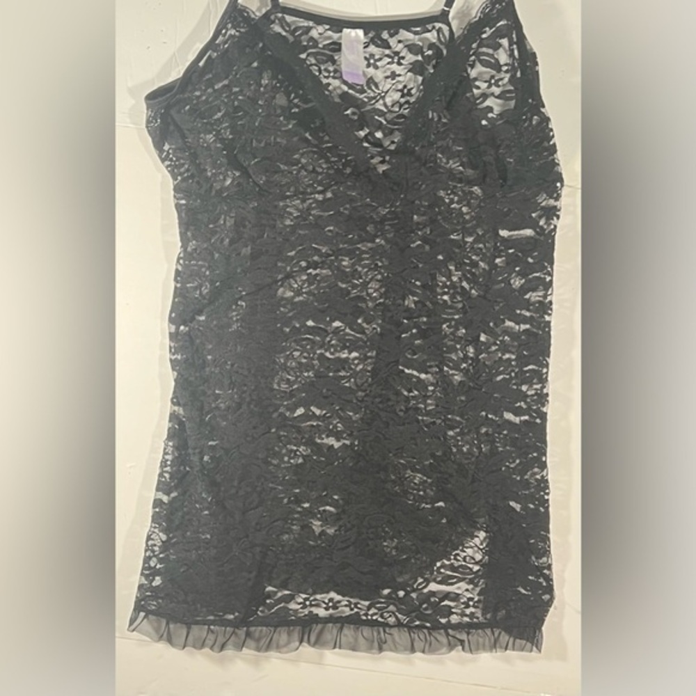 SECRET TREASURES BLACK LACE TOP SIZE XL